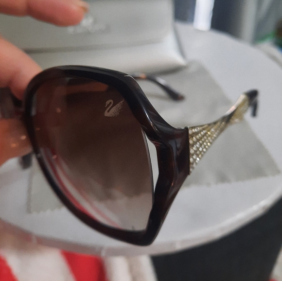 Swarovski Sunglasses - Picture 2 of 6